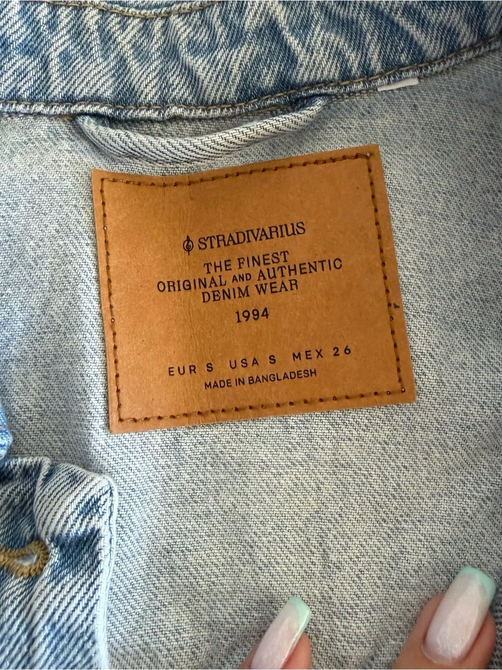 stradivarius Cropped Light Wash Denim Jacket - Light Blue